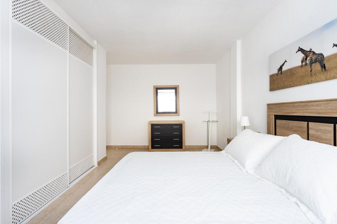 Home2Book The Heights Los Cristianos, Pool Лос Кристианос Экстерьер фото